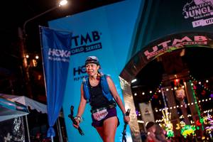 BIB: 5600
                            <button type="button" onclick="openModal(24875291)" class="btn btn-primary btn-sm float-right btn-popup" data-toggle="modal" data-target=".modal-high-quality">
                        <i class="fas fa-shopping-cart"></i> Add to Cart
                    </button>
                                            <button type="button" onclick="isThisMe(24875291, true)" class="btn btn-success btn-sm float-right btn-popup btn-isme hidden" data-toggle="tooltip" data-placement="bottom" title="นี่คือรูปของคุณใช่ไหม คลิกที่นี่เพื่อเอาเข้าอัลบั้ม">
                        <i class="fas fa-plus"></i> Add to album
                    </button>
                    <button type="button" onclick="isThisMe(24875291, false)" class="btn btn-warning btn-sm float-right btn-popup btn-isnotme hidden">
                        <i class="fas fa-ban"></i> Remove from album
                    </button>